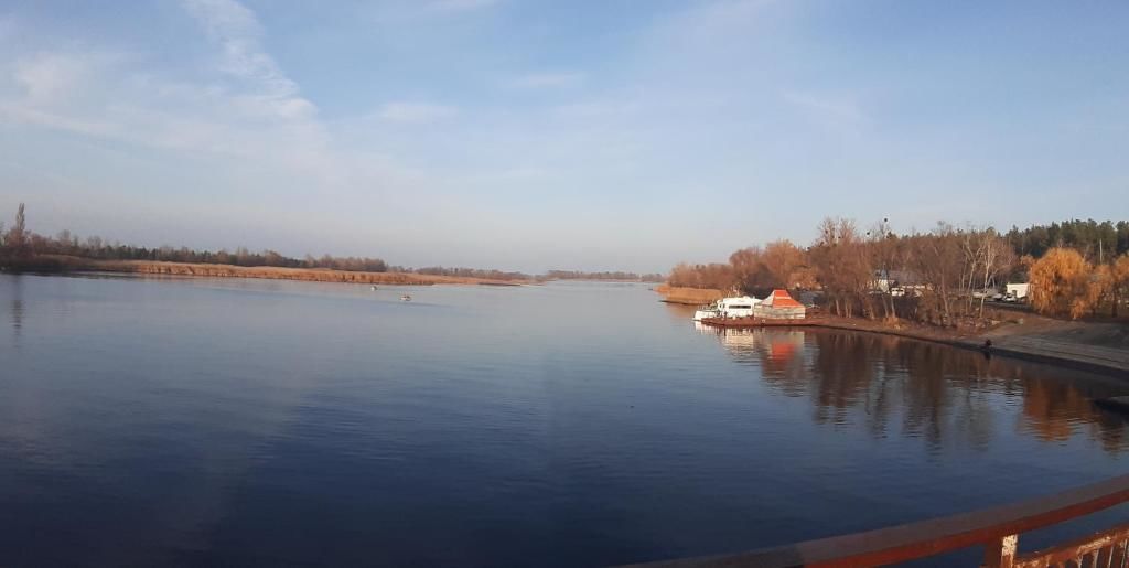 Дома для отпуска Дом за городом в лесу на берегу Днепра для отдыха Budishche